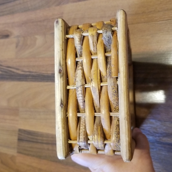 Bamboo Rattan Tissue Box Cover - Picture 7 of 12